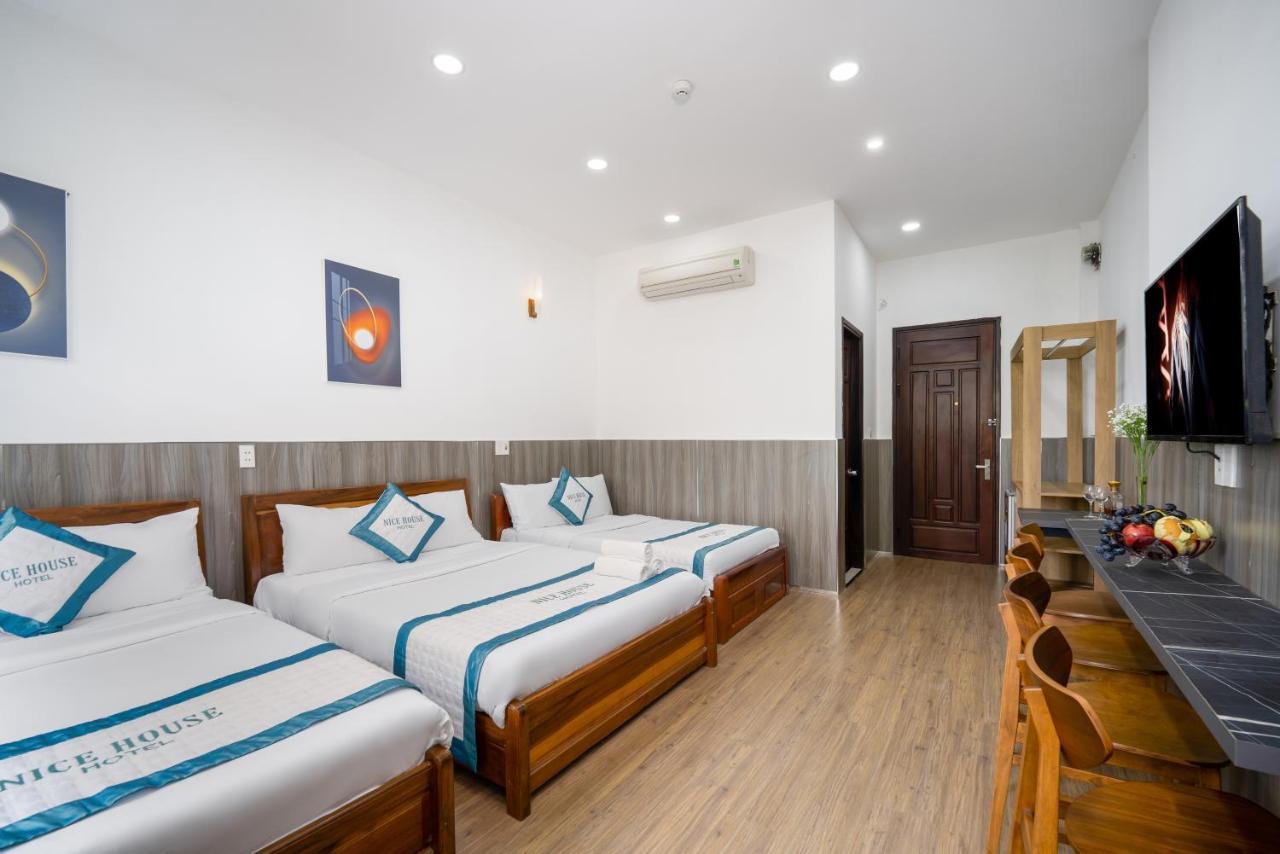 Nice House Hotel - Near My Khe Beach Дананг Экстерьер фото